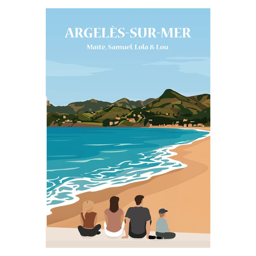 Affiche personnalisée Argelès-sur-Mer avec famille assise face à la plage, montagnes en arrière-plan et ambiance méditerranéenne