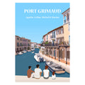 une famille assise sur un blanc face à Port Grimaud