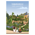 Affiche illustrée et personnalisable représentant une famille face aux monuments et paysages emblématiques de Thionville